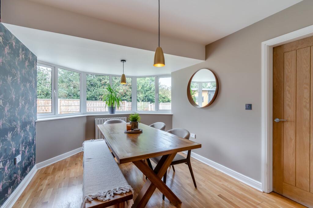 Kitchen/ dining room