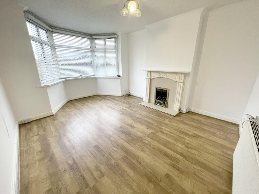 Warbreck Hill Road,  Bispham, FY2