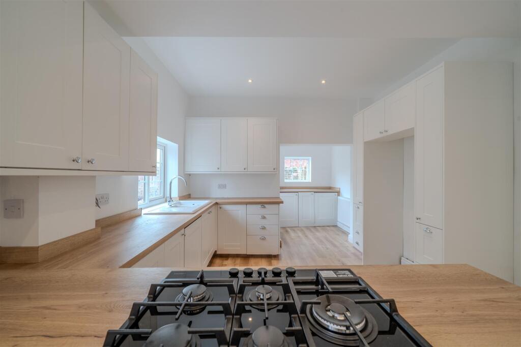 Kitchen alternative shot