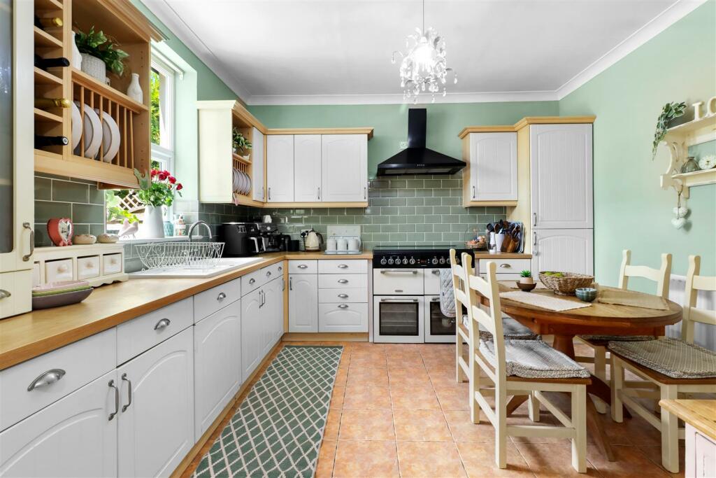 Kitchen Diner