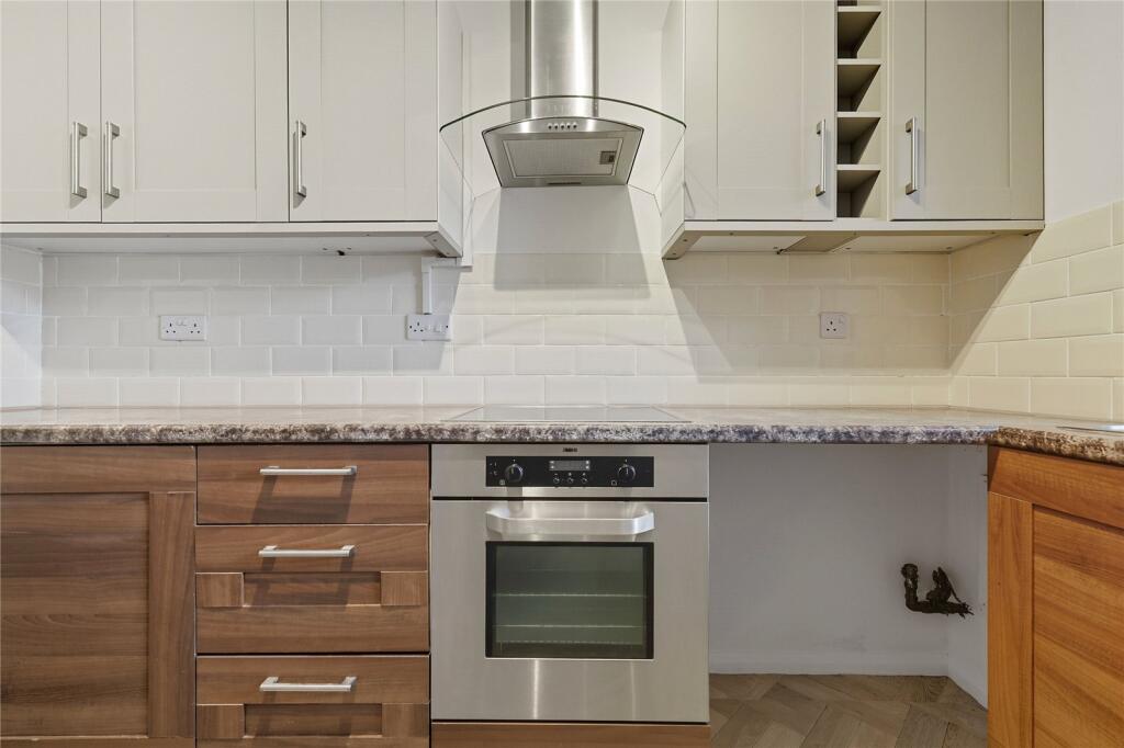 Fitted Kitchen