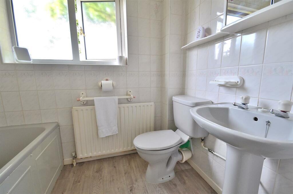 8Beningtonbath.JPG