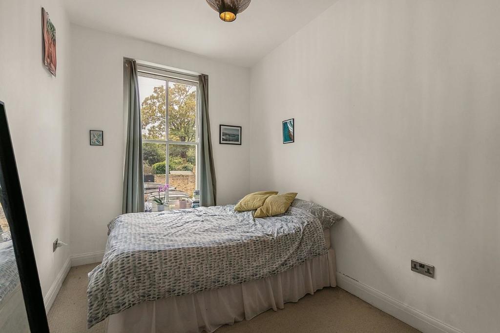 Bedroom.jpg