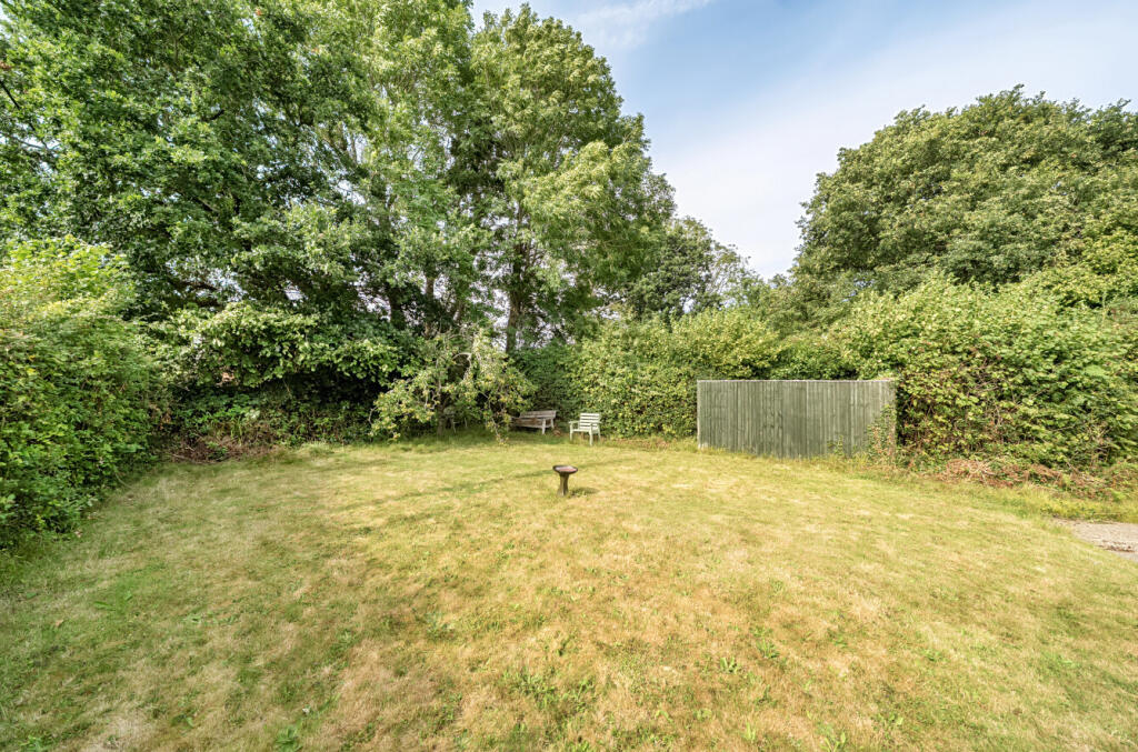 1334222-22-689399...