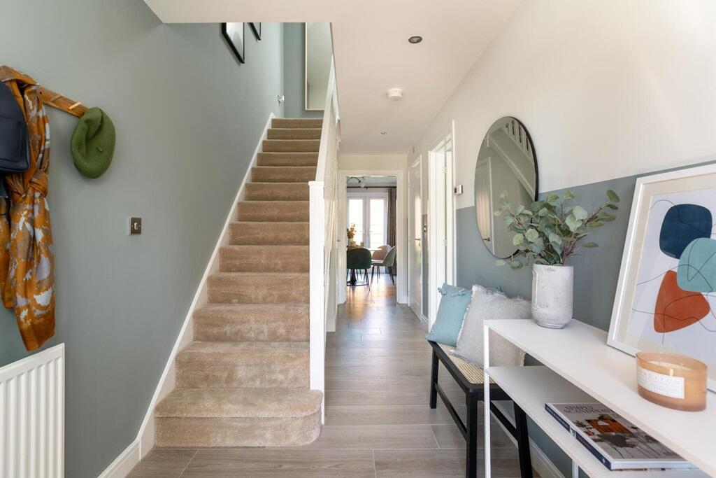 A light and spacious entrance hall