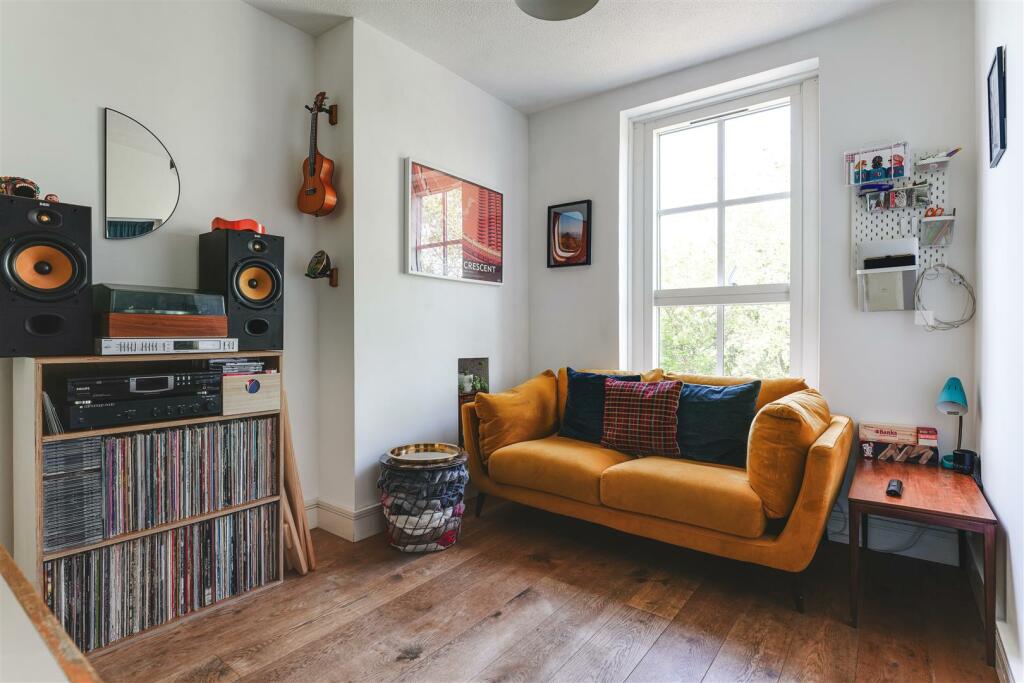 8 Wilmot Road-11.jpg