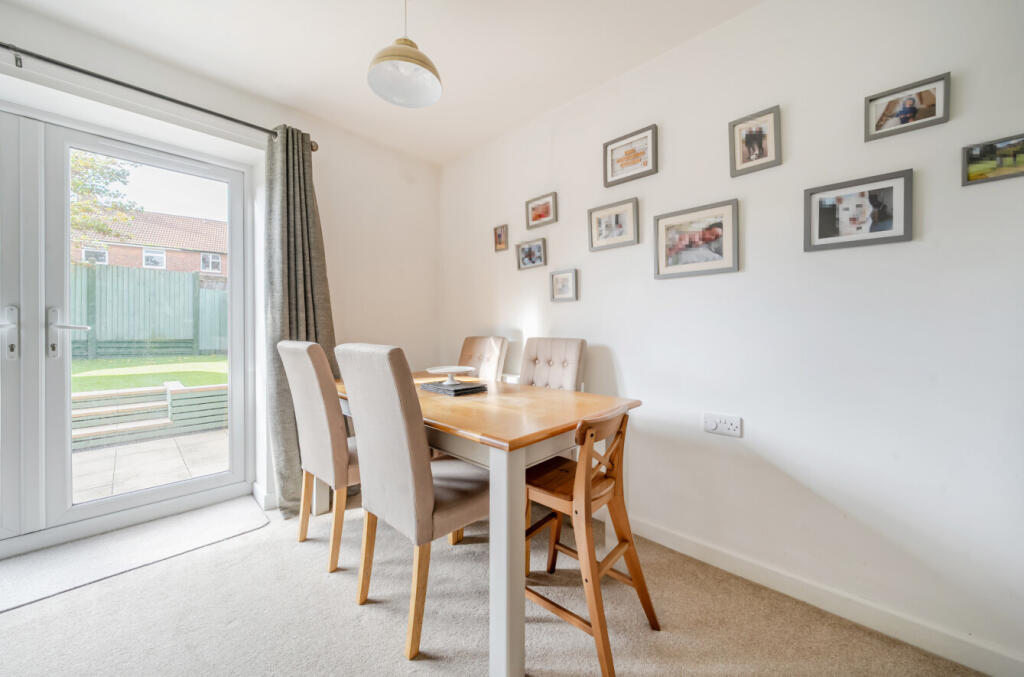 1373453-15-68ff7c...