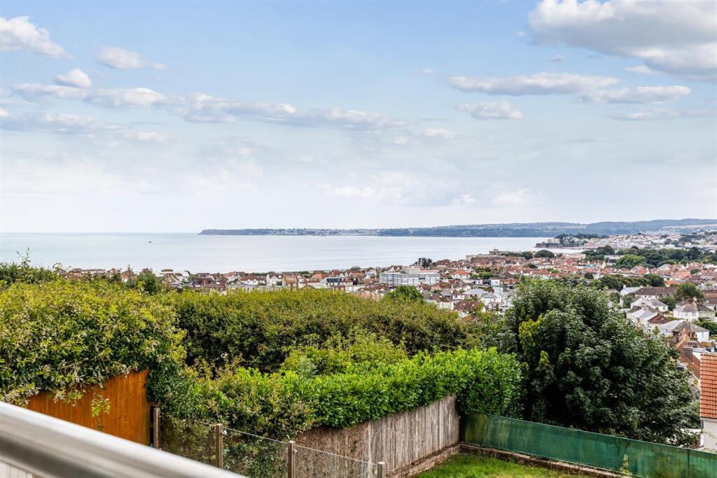 A27 - Mead Way Lower Penns Road - 250723.jpg