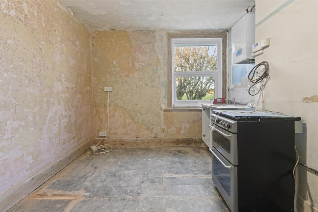 FFF kitchen #2.jpg