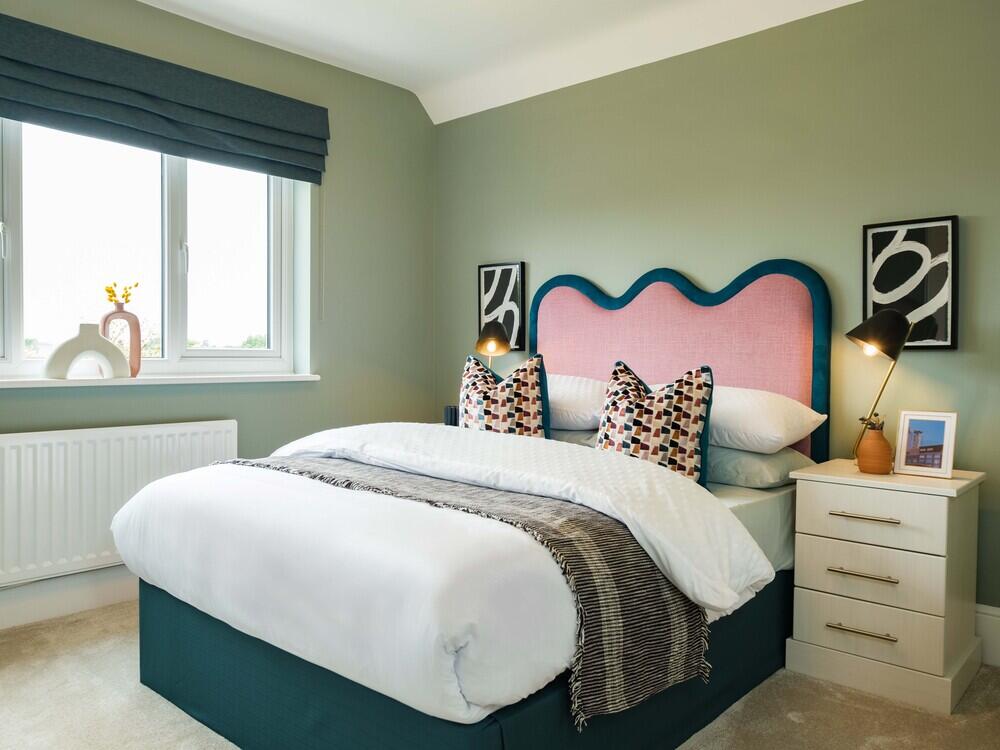 The Warwick - Bedroom 2