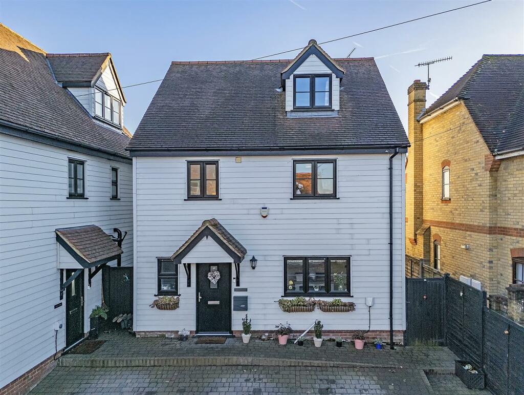 dji_20241129135410_0312_d copy.jpg