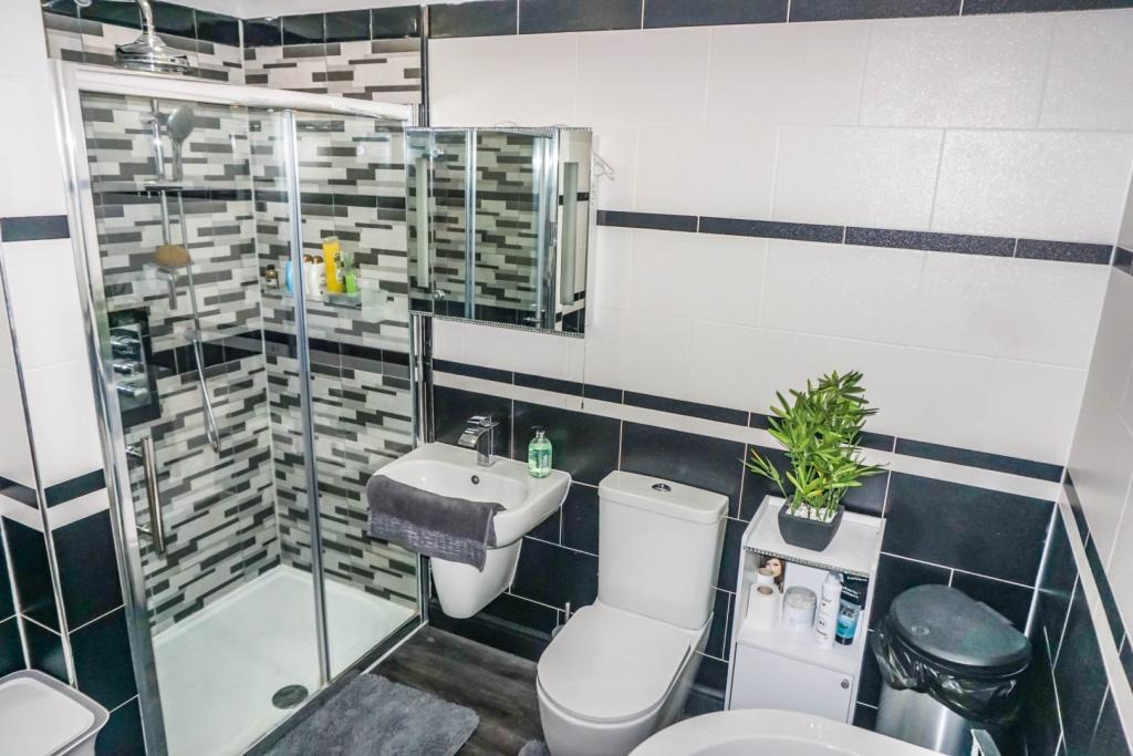 Master En-suite