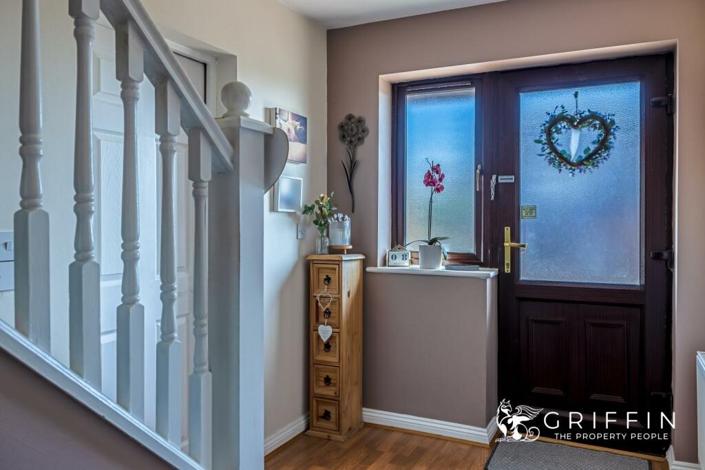 Hallway 2.jpg