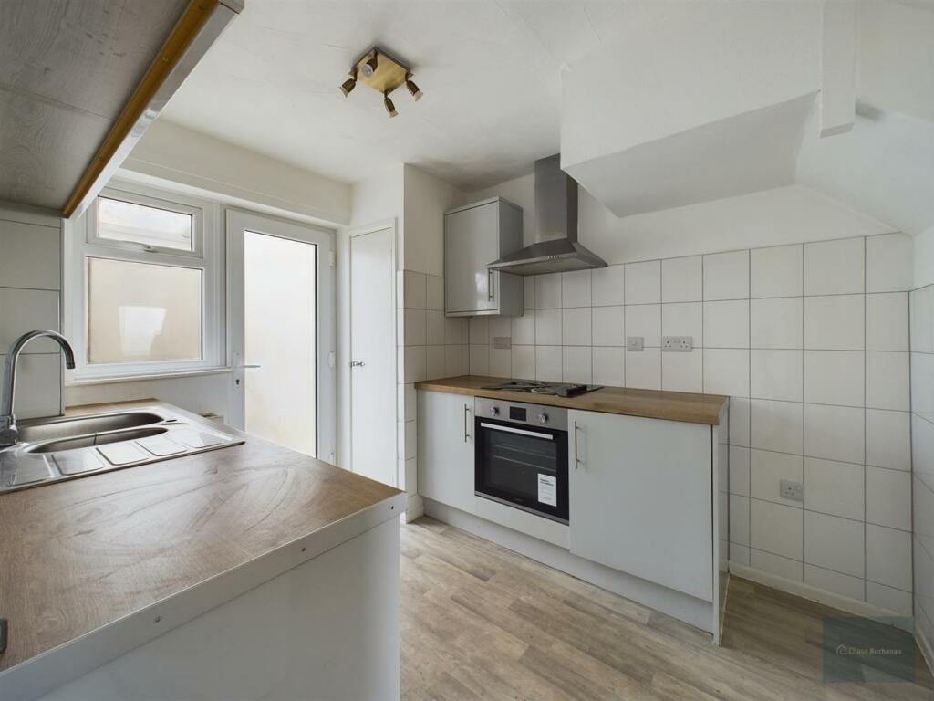 CAM02563G0-PR0064-ST