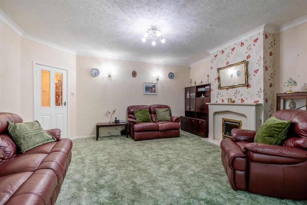8645778-interior08.jpg