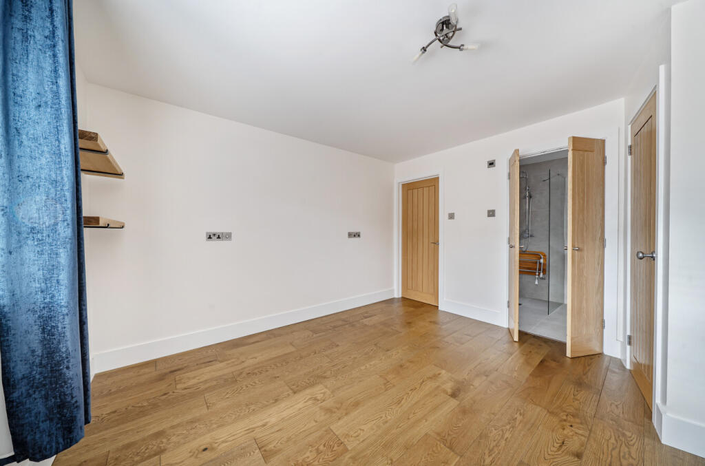 13480081768d2bd3aba1c2