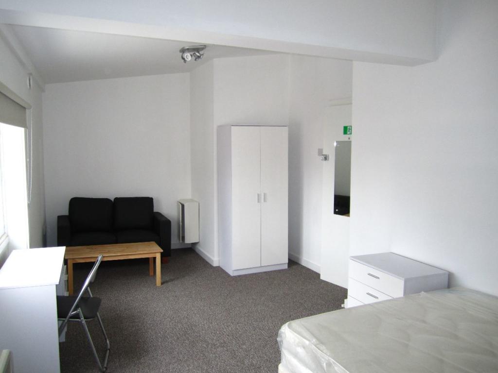 Letting Room