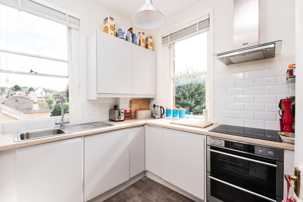 Flat 2, 42, Bloomfie