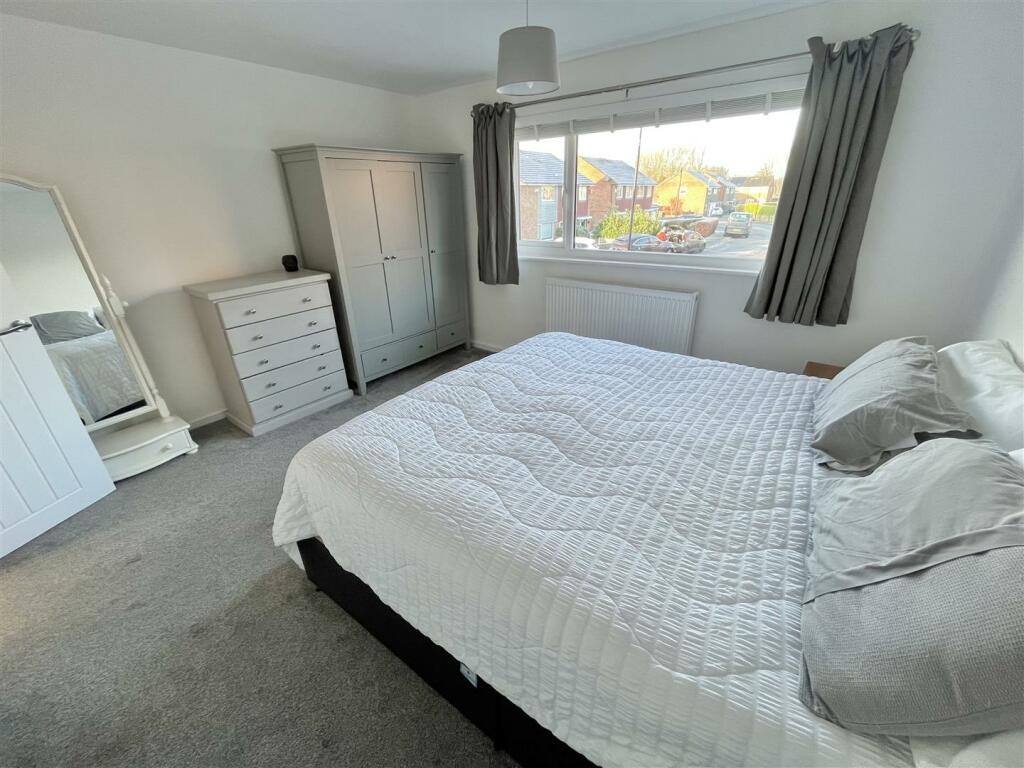 Bedroom 2 Aspect 2