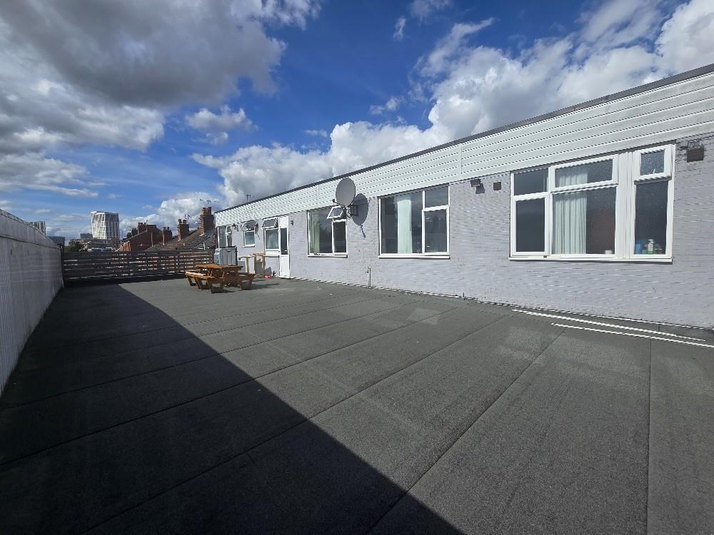 David Road, Stoke - Communal Area