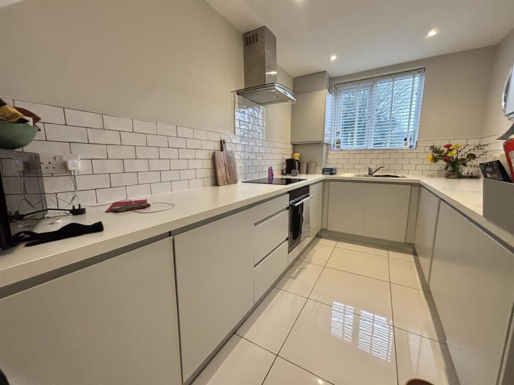 KITCHEN 13D.jpg