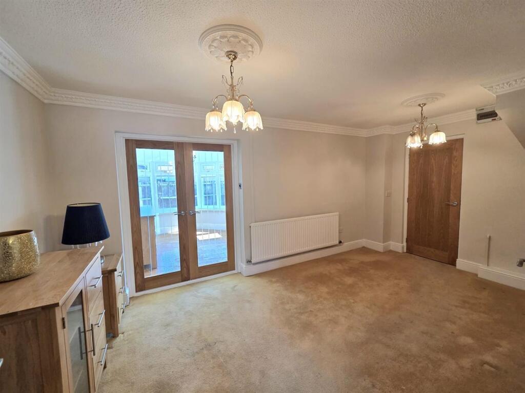 WhatsApp Image 2025-07-10 at 15.18.50 (1).jpeg