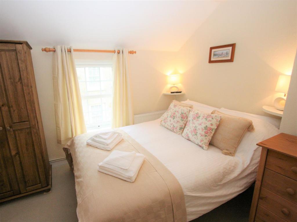 Spring Cottage Bedroom 2