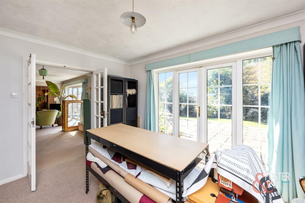 The Drive, 99-023.jpg