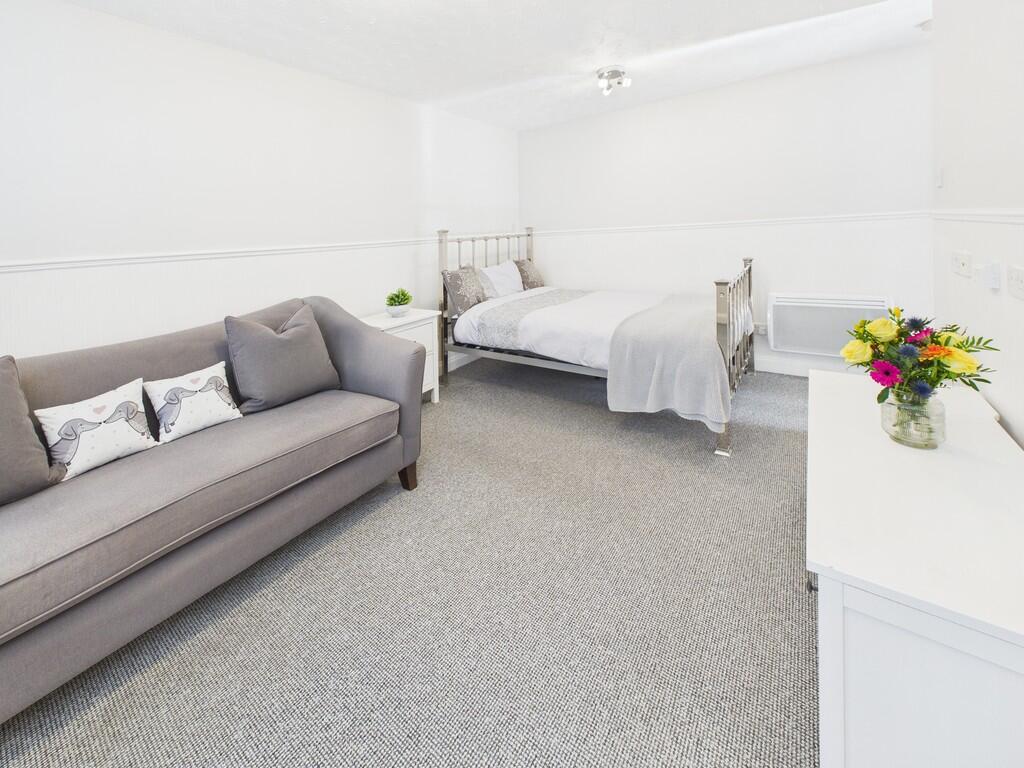 CAM05068G0-PR0050...