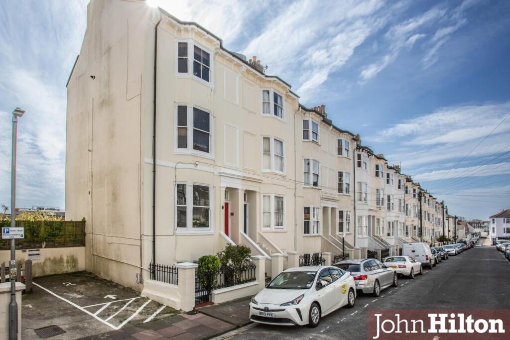 Buckingham Street2.jpg