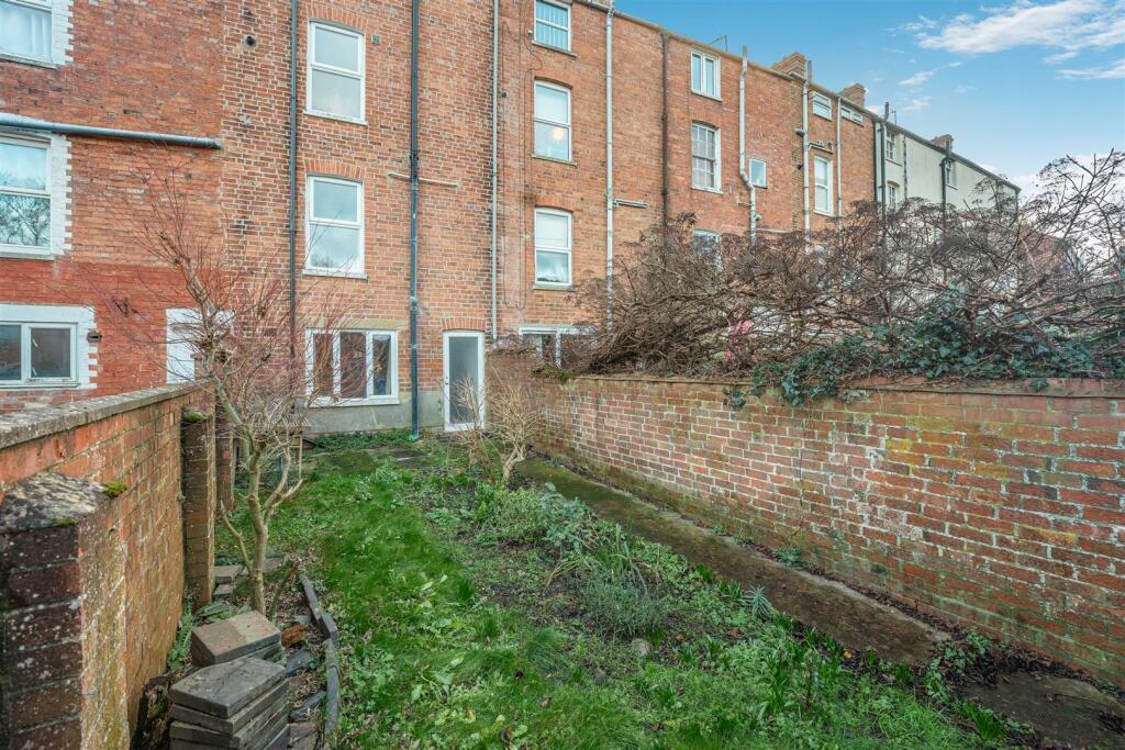 68 Broughton Road, Banbury-17.jpg
