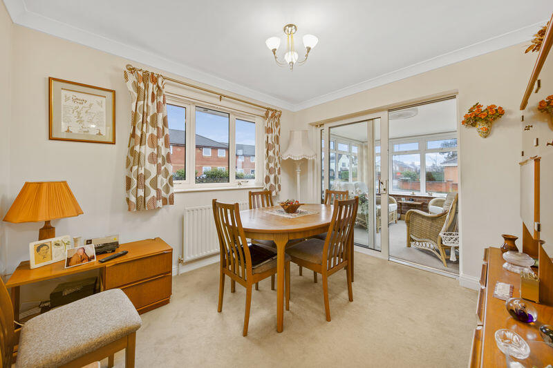 Bed2-Dining-Room.