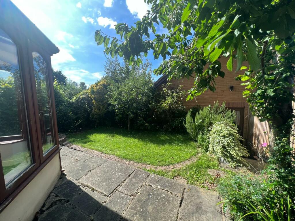Garden2.JPG