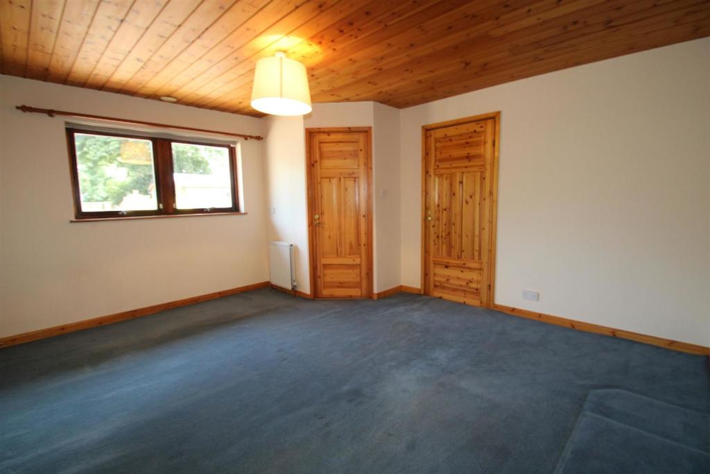 Bedroom 1 Aspect 2