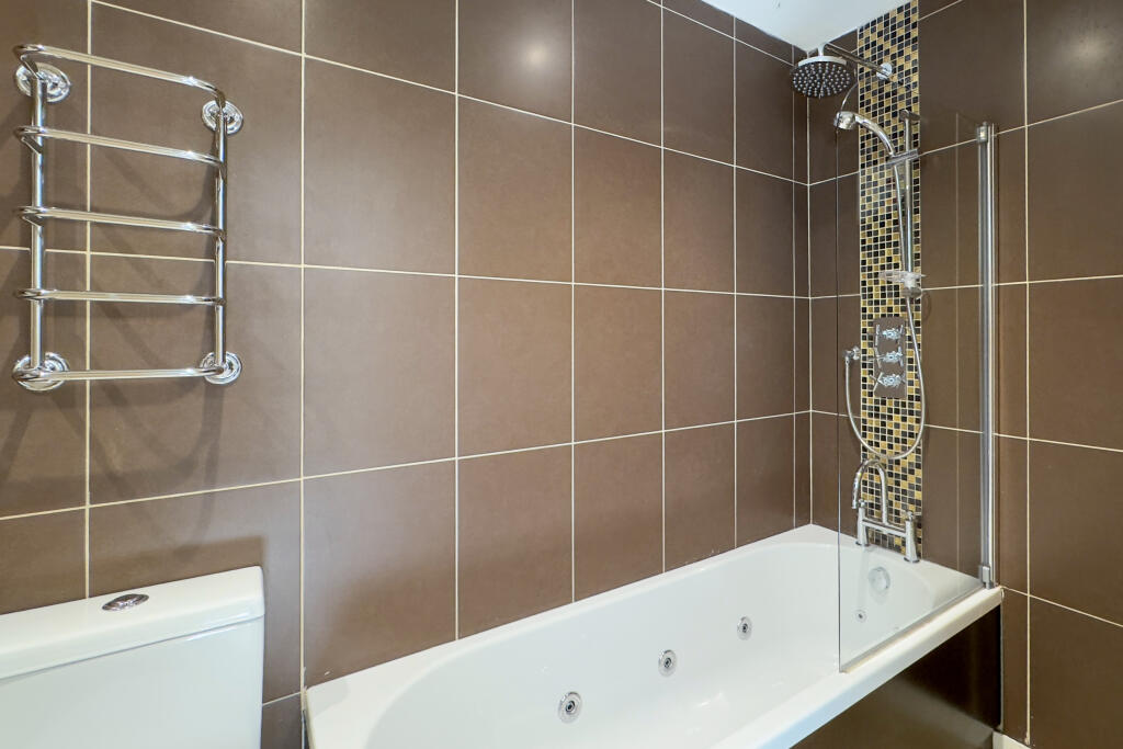 Ensuite 2