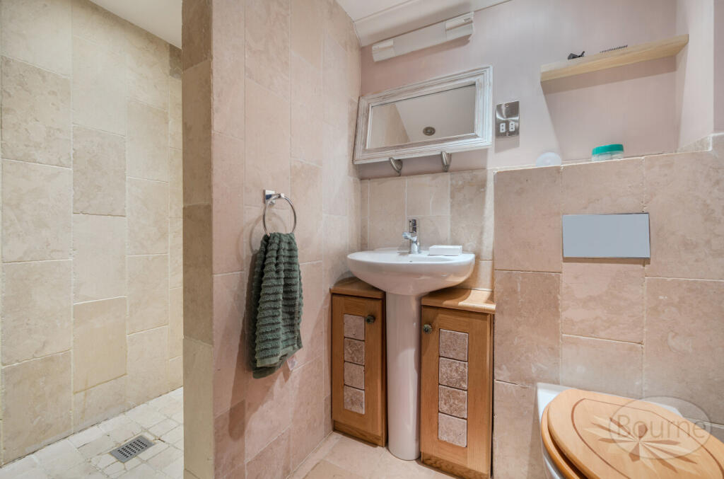 8157452a-028a-45e...