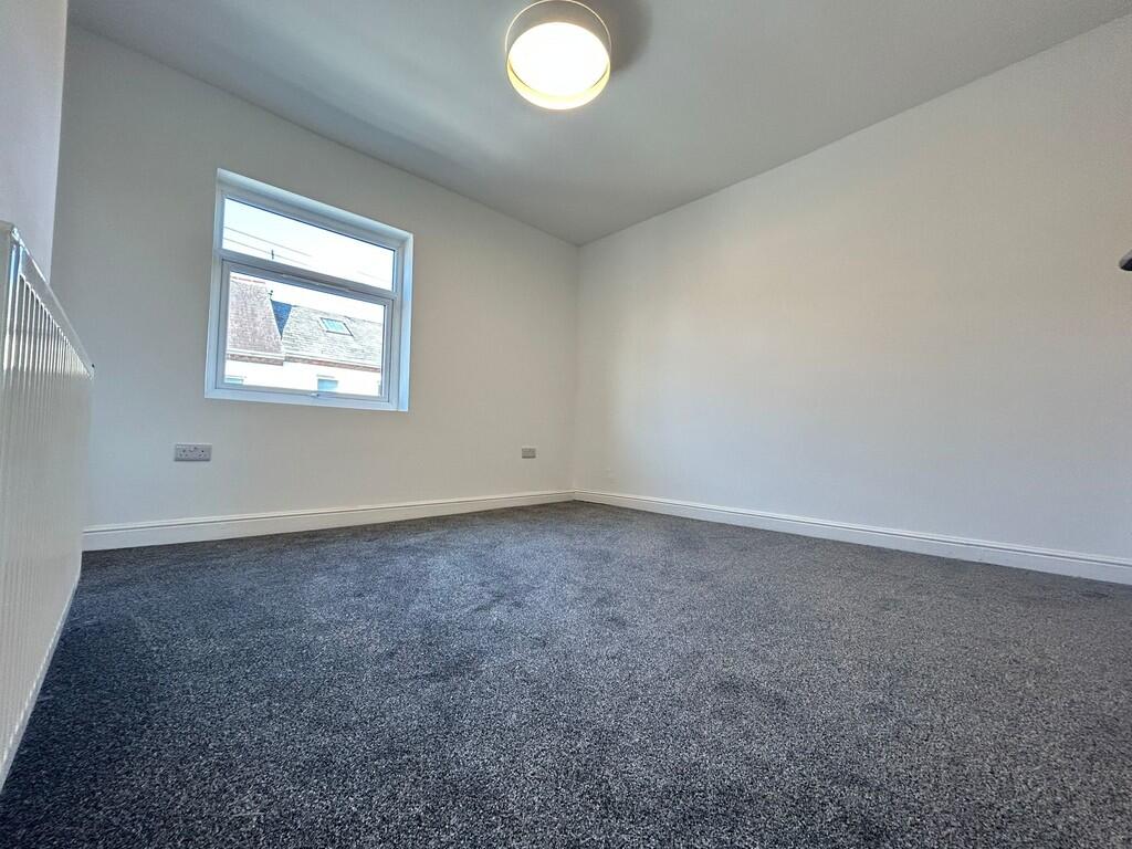 IMG-20250908-WA00...