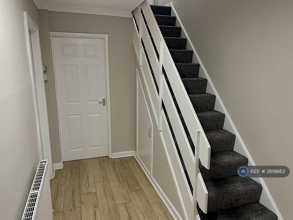 Hallway / Stairs