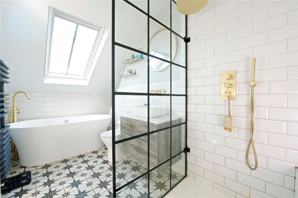 En Suite One
