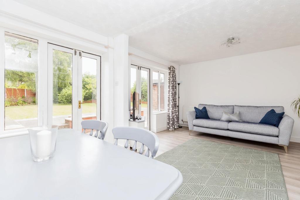 Dining / Family Room