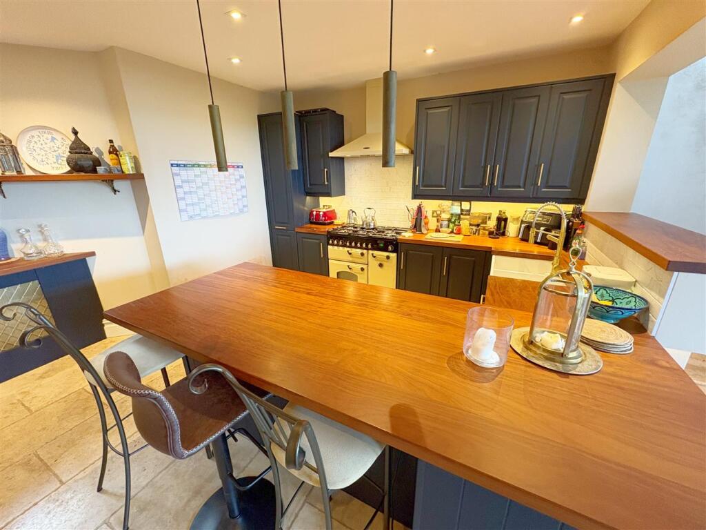 Kitchen_Breakfast room (2).jpg