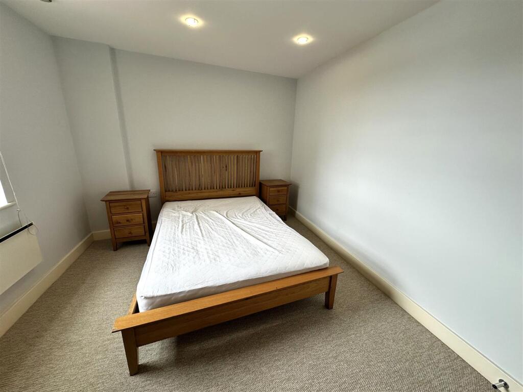 Bed 2