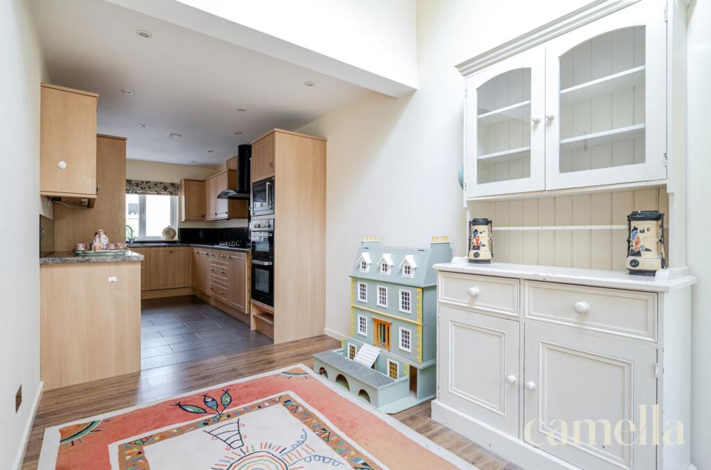Kitchen / Dining Room