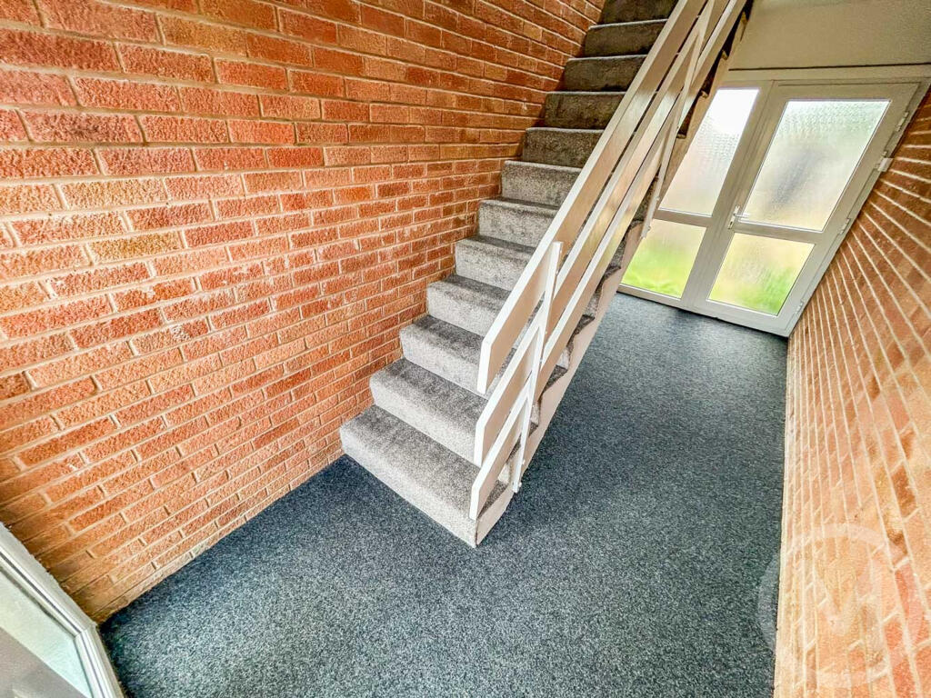 park hall centre 1 (20).JPG