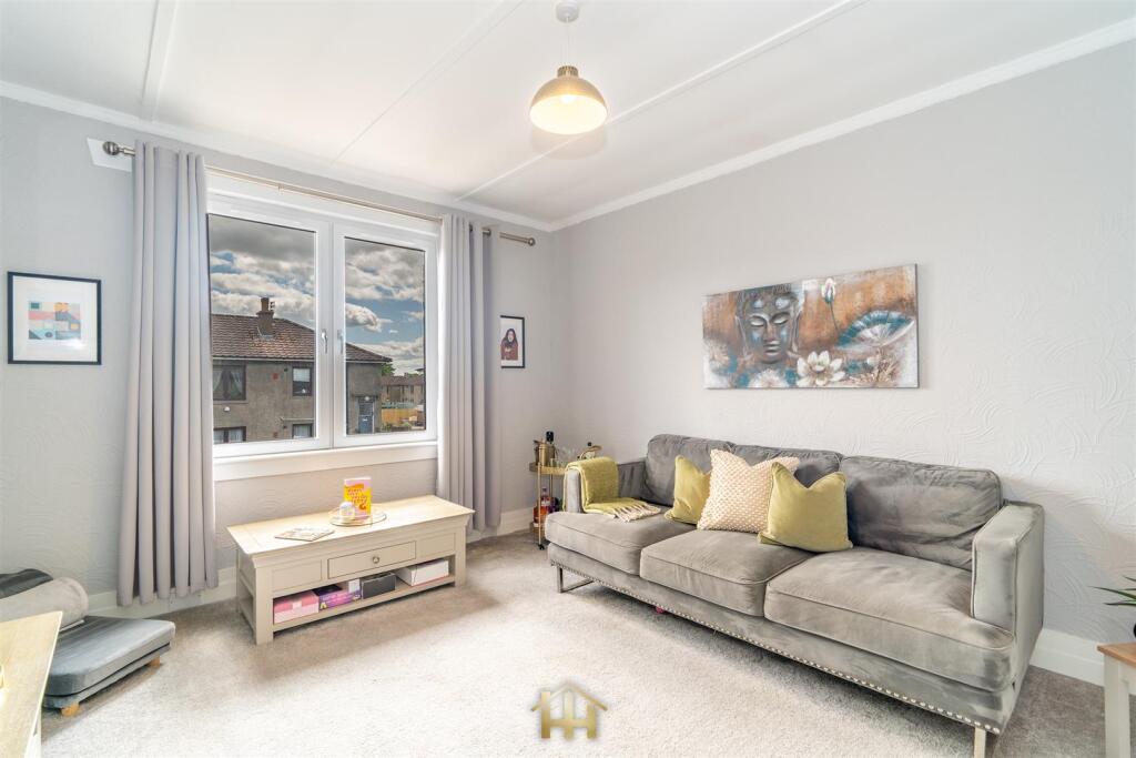 38 GLENMOY AVE 220525 EDIT (11 of 40).jpg