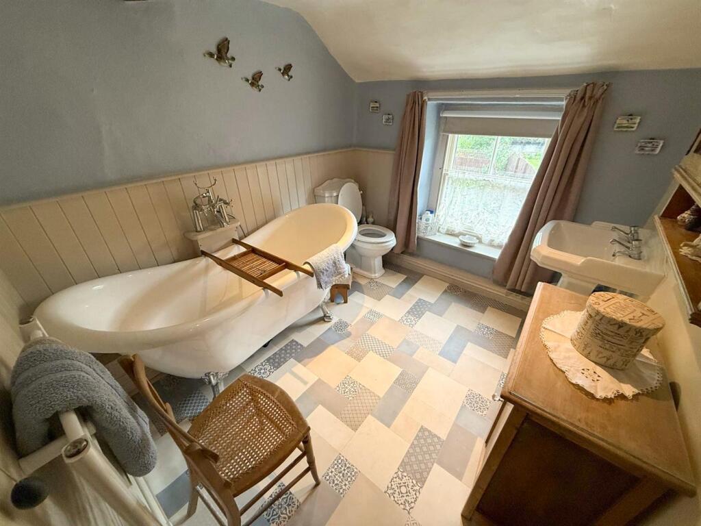 property 33.jpg