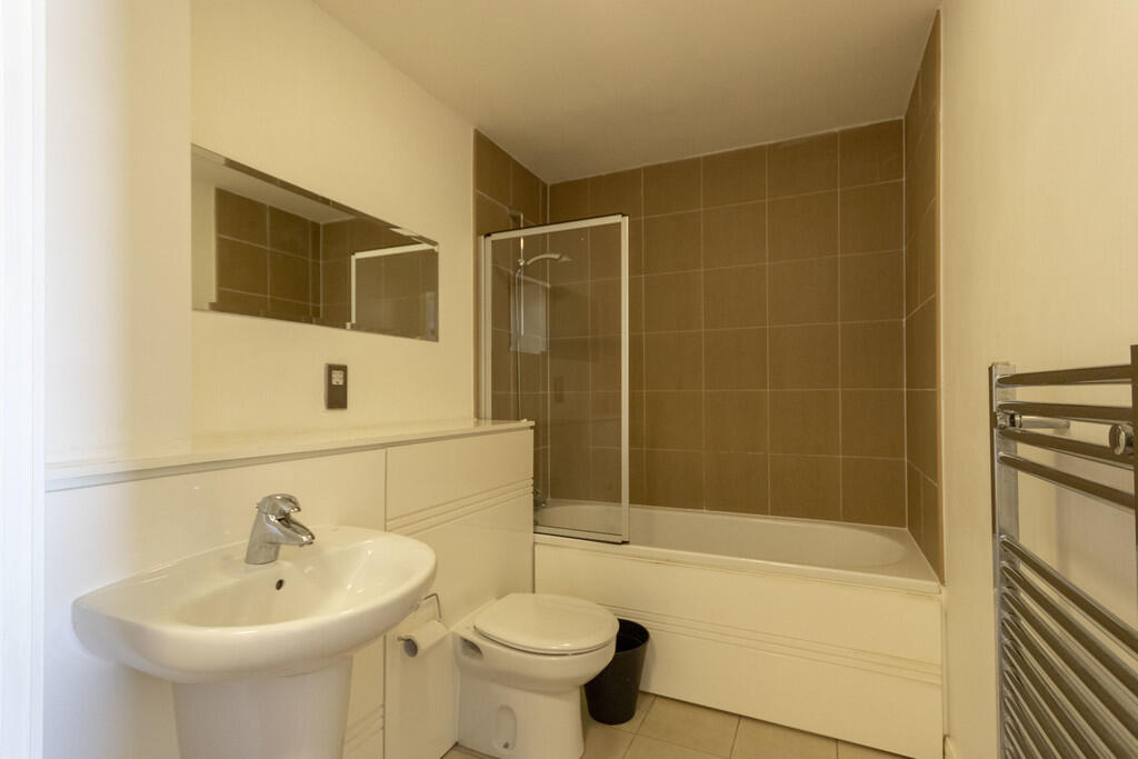 IMG_14616_12_larg...