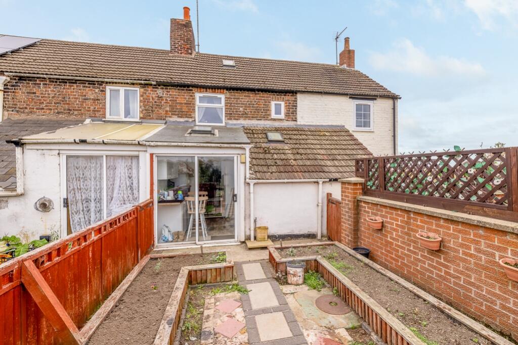 7 Coastguard Cottage (Moulton Marsh)-5