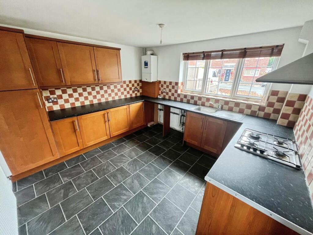 bdf2ceb0-Kitchen.jpg