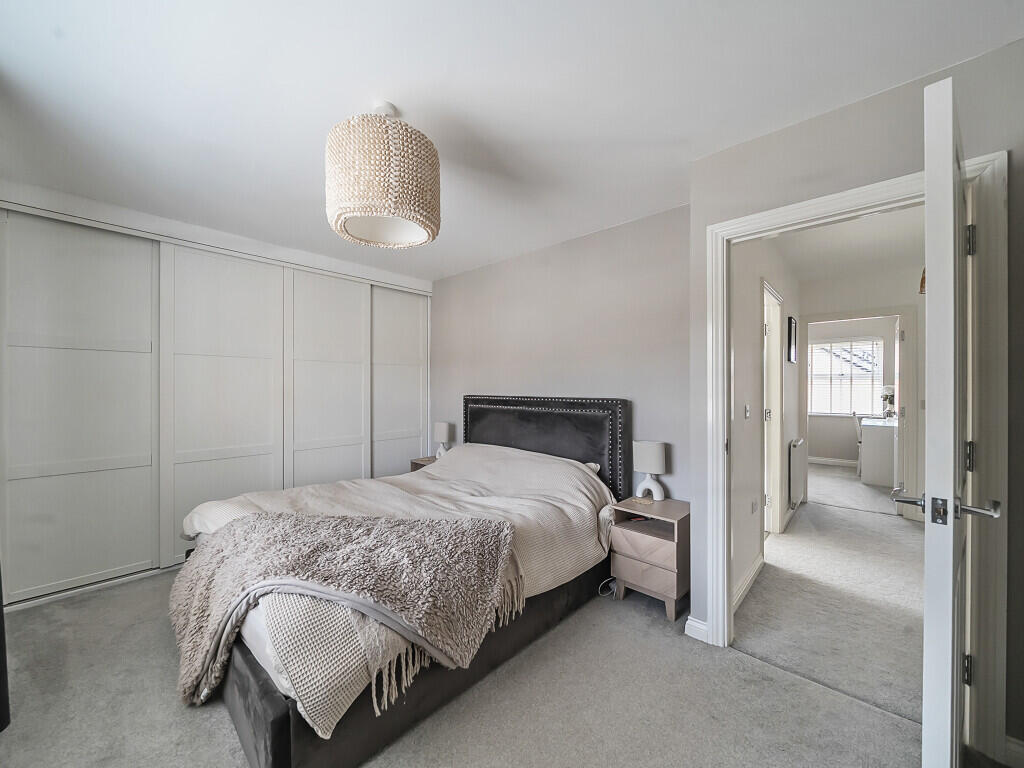 1326940-7-6877d71...